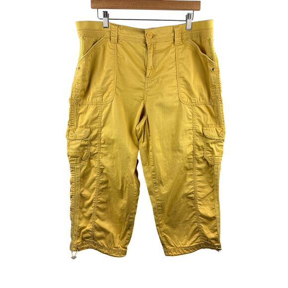 Style&Co Pants - Women’s Style & Co Size 16 Mustard Yellow Cargo Capris